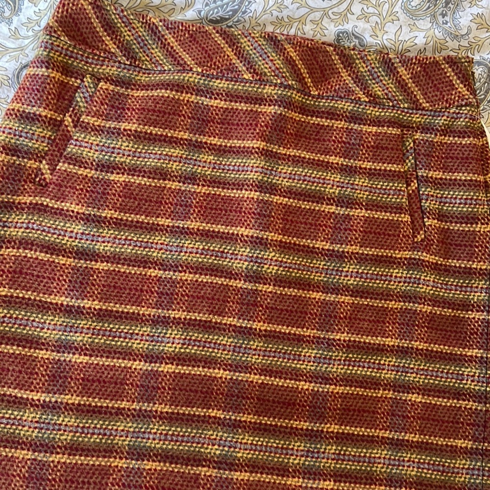 Talbots fully lined plaid skirt with front pockets side zipper